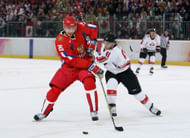 Joe Sakic represented Canada three times at the Olympics - Source: Imagn