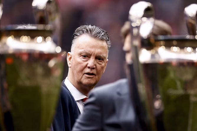 “It’s not a football club" - Louis van Gaal slams Manchester United as he goes on rant about club management and owners