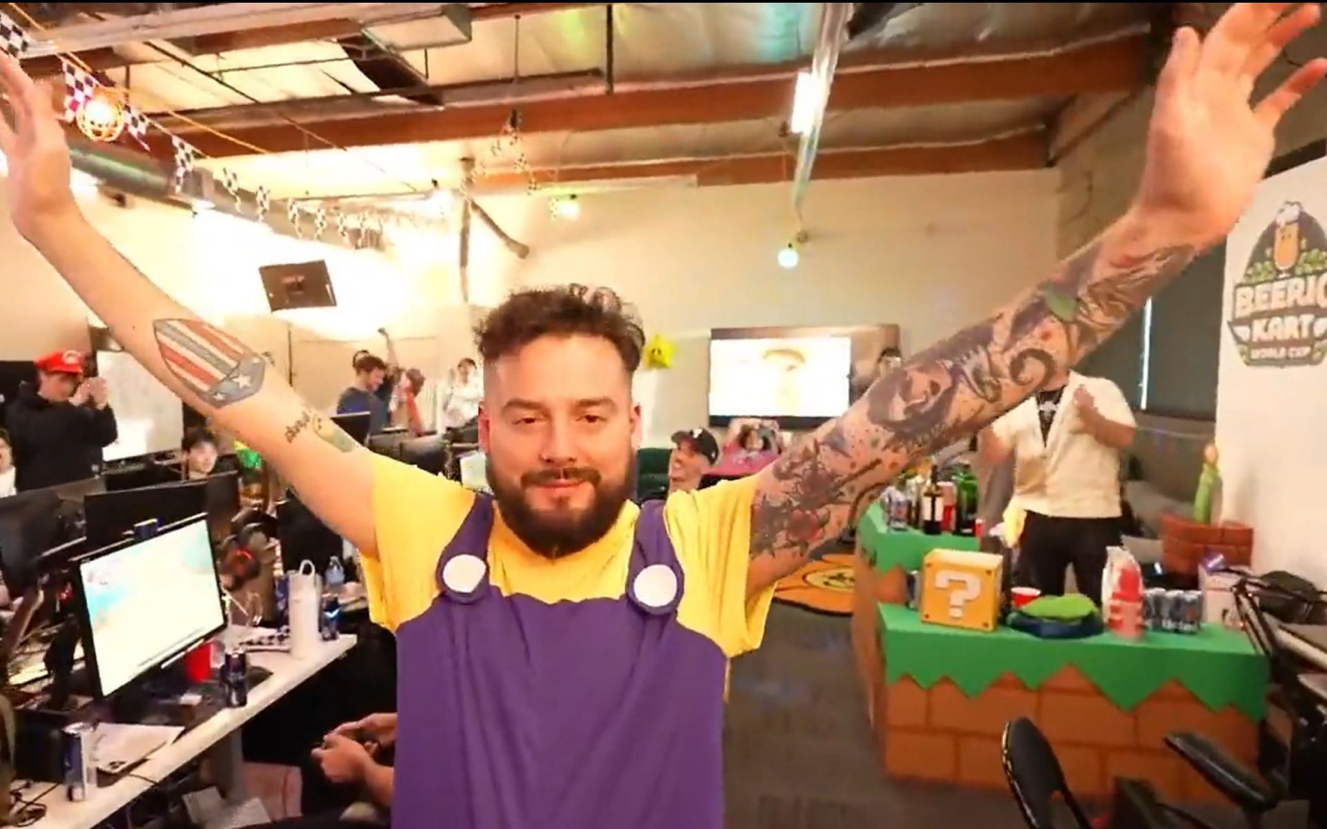 Video of Ludwig ignoring concerns that he might be enabling Mang0s alcoholism goes viral, as pro gamer gets banned from Twitch