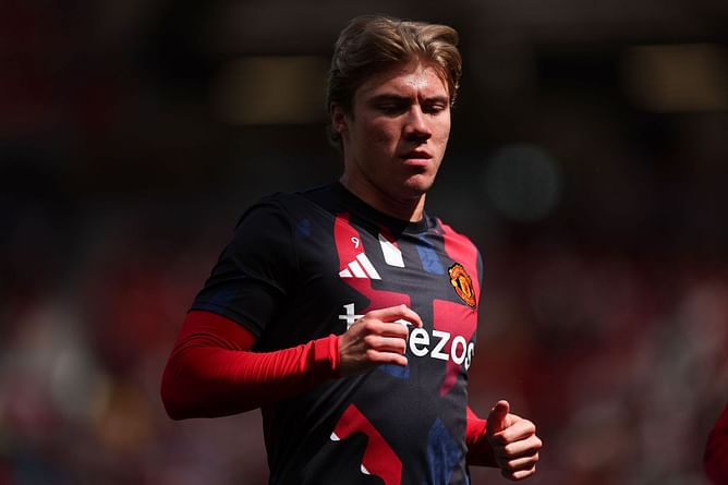 Rasmus Hojlund makes Manchester United future decision as Serie A clubs plot move: Reports