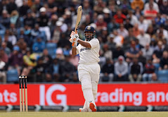 "Tameez se khelne ke chakkar mein choot rahi hai" - Rishabh Pant's hilarious comment goes viral on day 4 of ENG vs IND 1st Test [Watch]