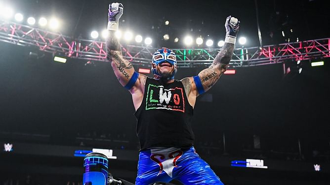 Rey Mysterio wants to team up with top female WWE star