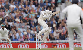 "Shop had to close door, call police" - England legend recalls crazy shopping mall experience from first India tour