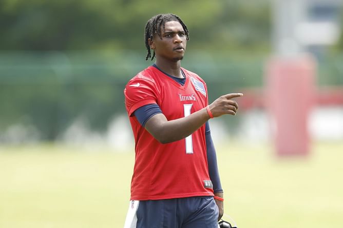 "Aura off the charts" - Aaron Rodgers' ex-teammate drops strong verdict on Cam Ward’s potential after rookie QB's play goes viral from Titans minicamp
