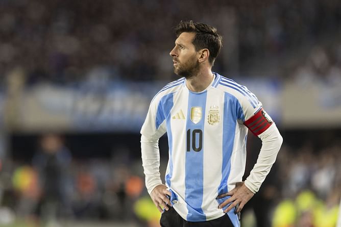 "He can't fall into this trap" - Former Atletico Madrid coach calls out Lionel Messi for his on field altercation with James Rodriguez