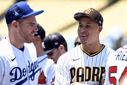 Padres manager pinpoints why Manny Machado and Freddie Freeman are MLB’s last great hitters in a three-outcome era