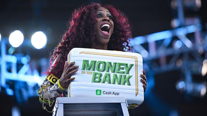 Naomi praises former WWE star after stealing her style at Money in the Bank