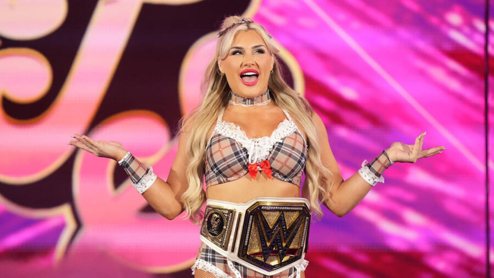 Tiffany Stratton is a fan favorite on SmackDown [Image Credit: wwe.com]