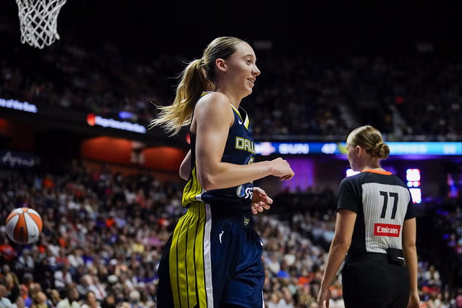 Wings HC Chris Koclanes makes feelings clear on Paige Bueckers' 0 FGs in 2nd half vs Sun