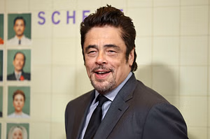 What role does Benicio Del Toro play in The Phoenician Scheme? Character details explored