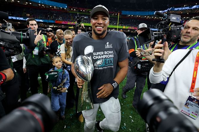 Saquon Barkley sends 4-word message after Eagles RB claims retail crown as NFLPA’s top-selling player
