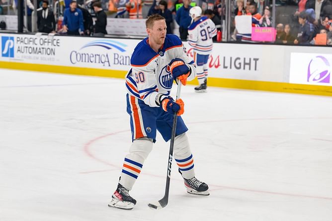 40-year-old Corey Perry reveals heartfelt reason behind potentially returning to play his 21st NHL season