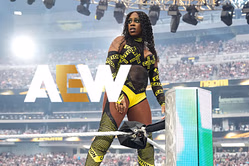 AEW star sends a message after Naomi's huge win at WWE Money in the Bank 2025
