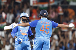 5 players who you didn't know played in Rohit Sharma's international debut in 2007 ft. Dinesh Karthik