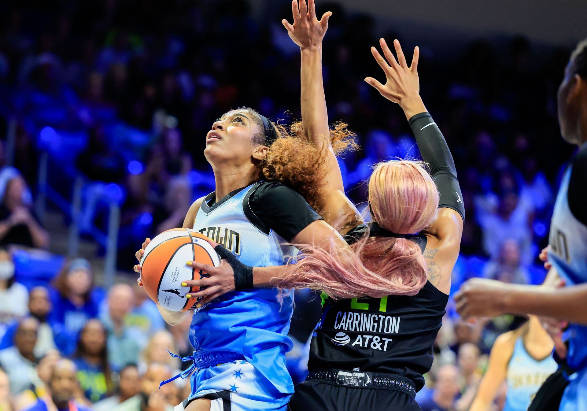WNBA: MAY 31 Chicago Sky at Dallas Wings - Source: Getty