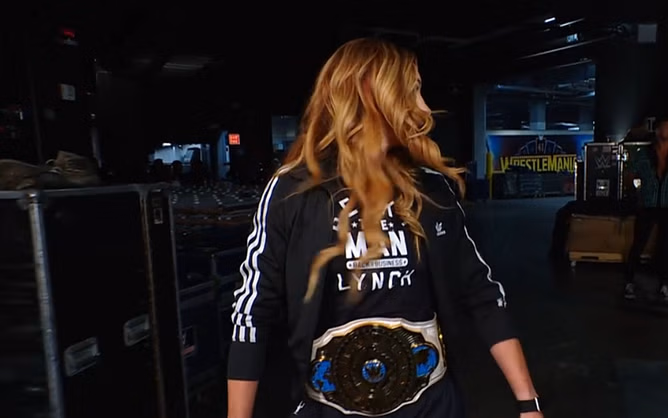 Former champions' break-up teased after being spotted arguing backstage on RAW by Becky Lynch