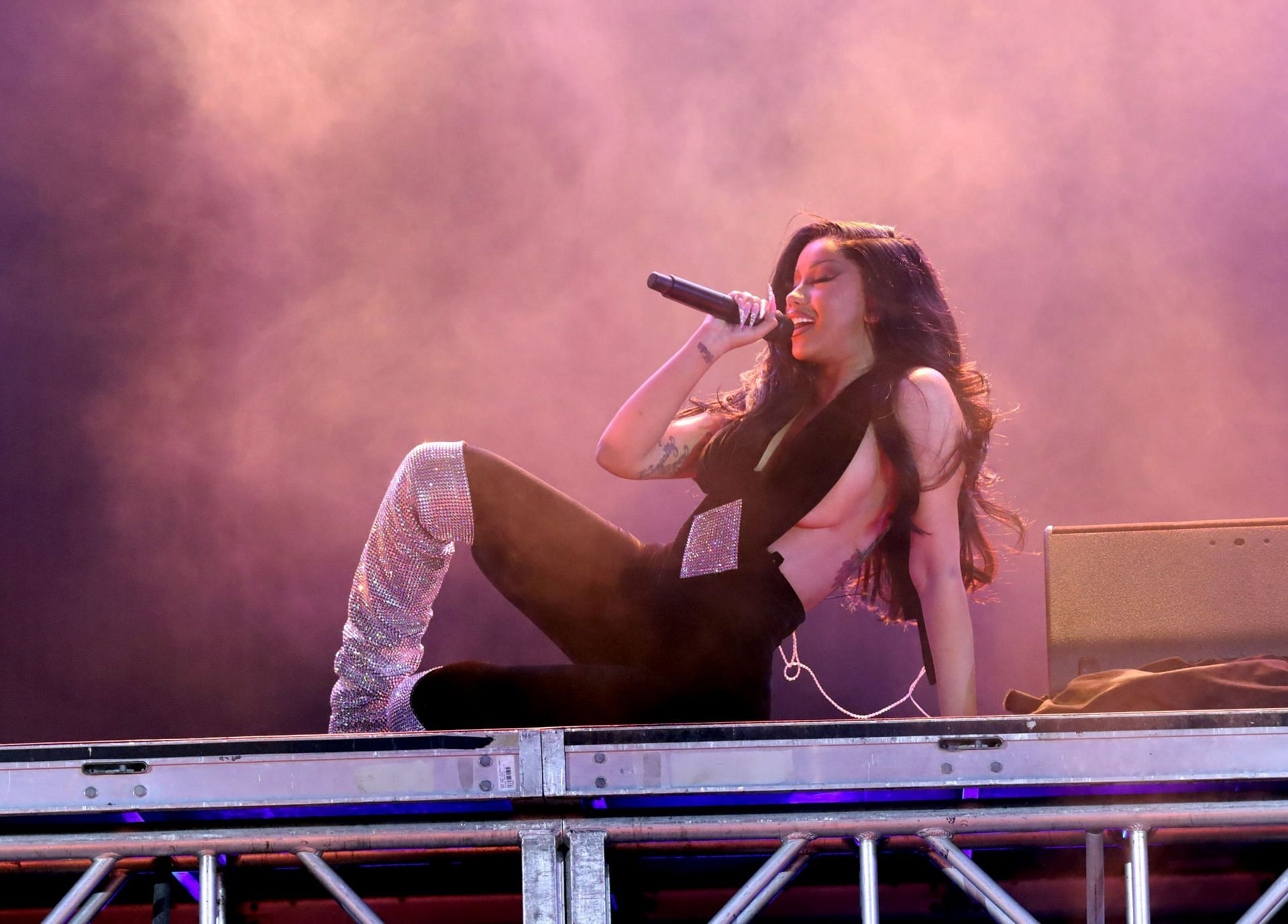 The Fontainebleau Miami Beach NYE 2024 Celebration With Cardi B And DJ Gryffin - Source: Getty