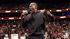 Major female star got chills when Ron Killings cut his hair on WWE RAW