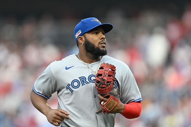 Vladimir Guerrero Jr. reveals why he chose to represent Dominican Republic over Canada in 2026 WBC