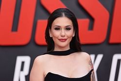 "We're not the Housewives" — Jersey Shore: Family Vacation's Jenni confronts Angelina for badmouthing her co-stars on a podcast