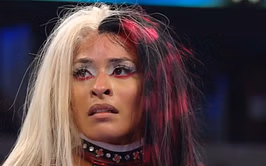 Zelina Vega gets betrayed by 31-year-old top star on SmackDown