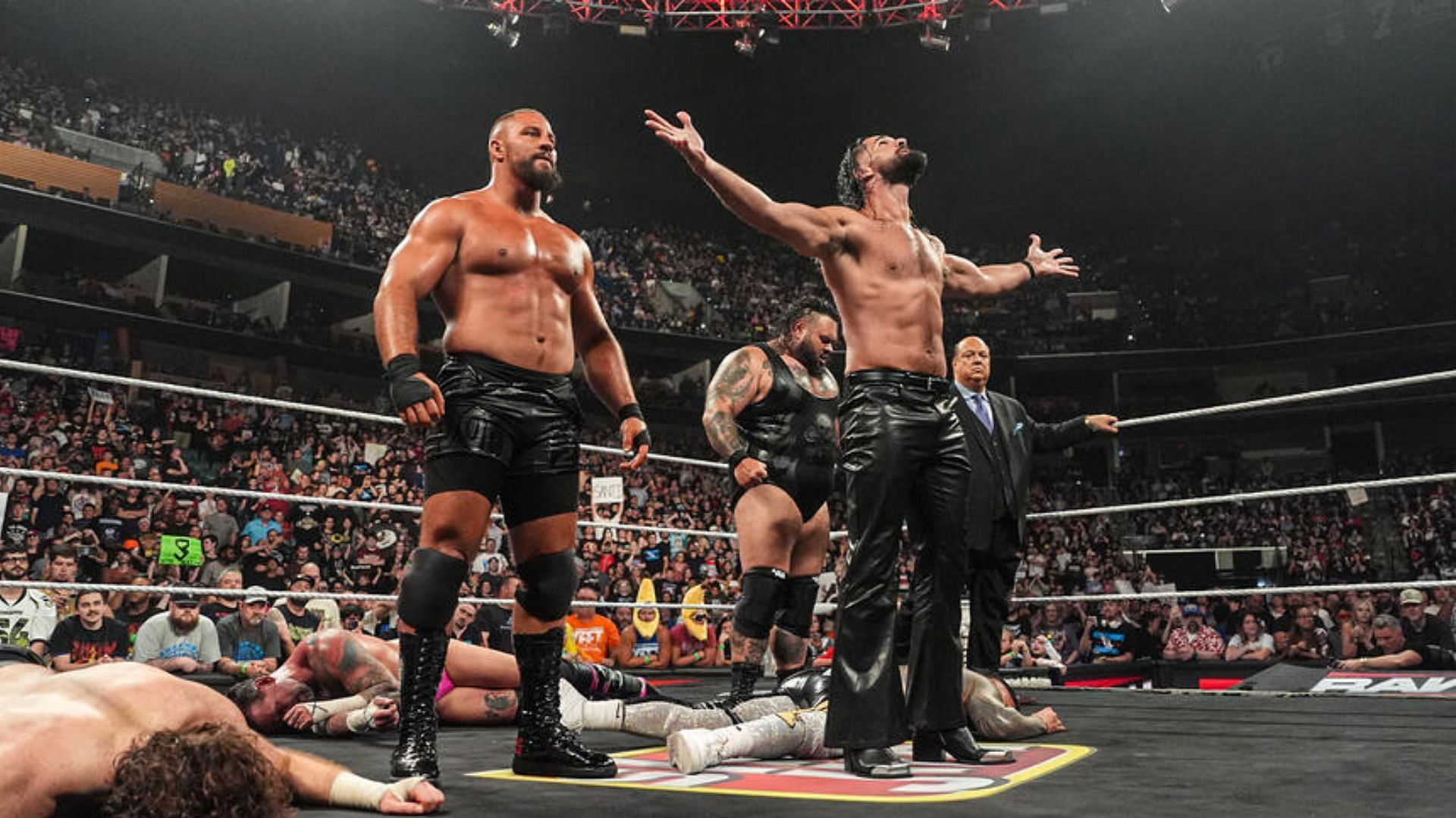 Seth Rollins with his faction on WWE RAW [Image Credits: WWE.com]