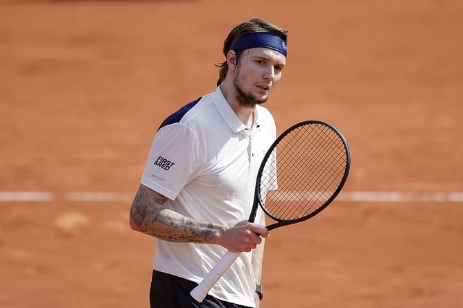 4 Dark horses to bet on in second week of the French Open ft. Alexander Bublik
