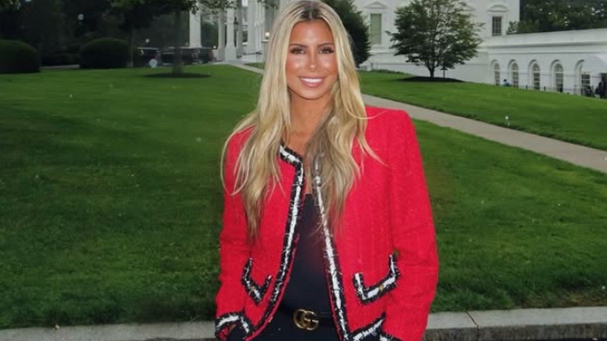 Talia Baia standing outside of the White House (Image Credit: Instagram/@taliabaia)