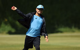 "Andar ka Bihar London mein nikal gaya" - Ishan Kishan has fun on the streets with friend during 2025 County Championship [Watch]