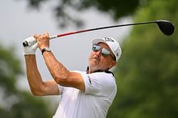 How did Phil Mickelson perform in Round 1 of LIV Golf Virginia?