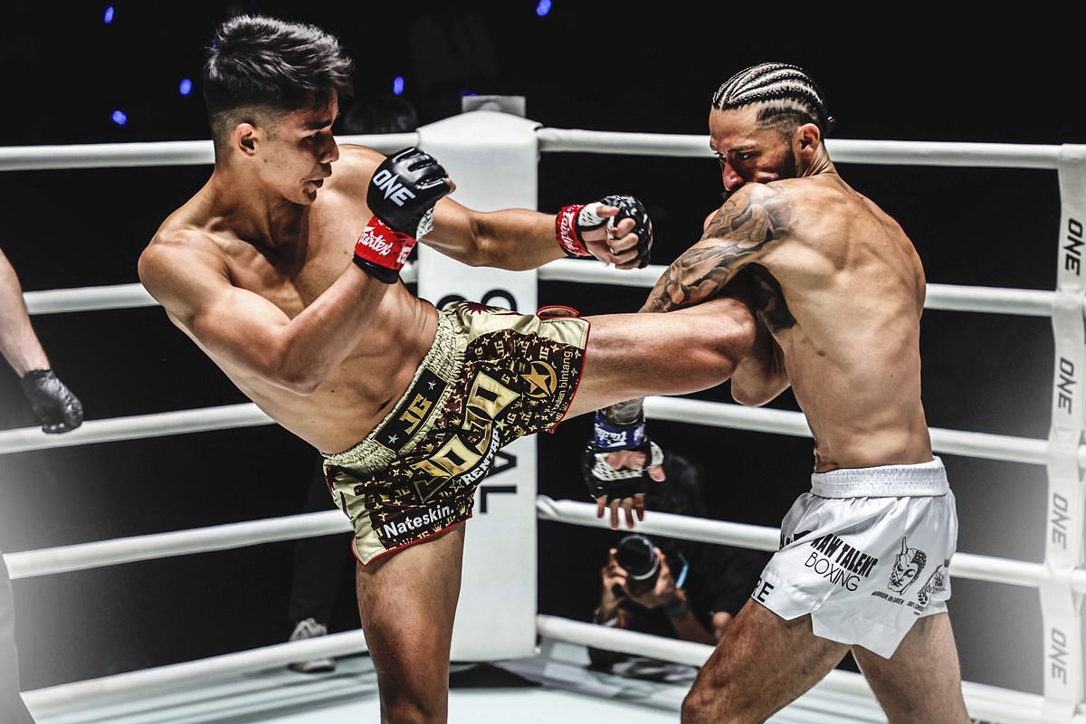 Johan Ghazali (left), Diego Paez (right) [Photo via ONE Championship]