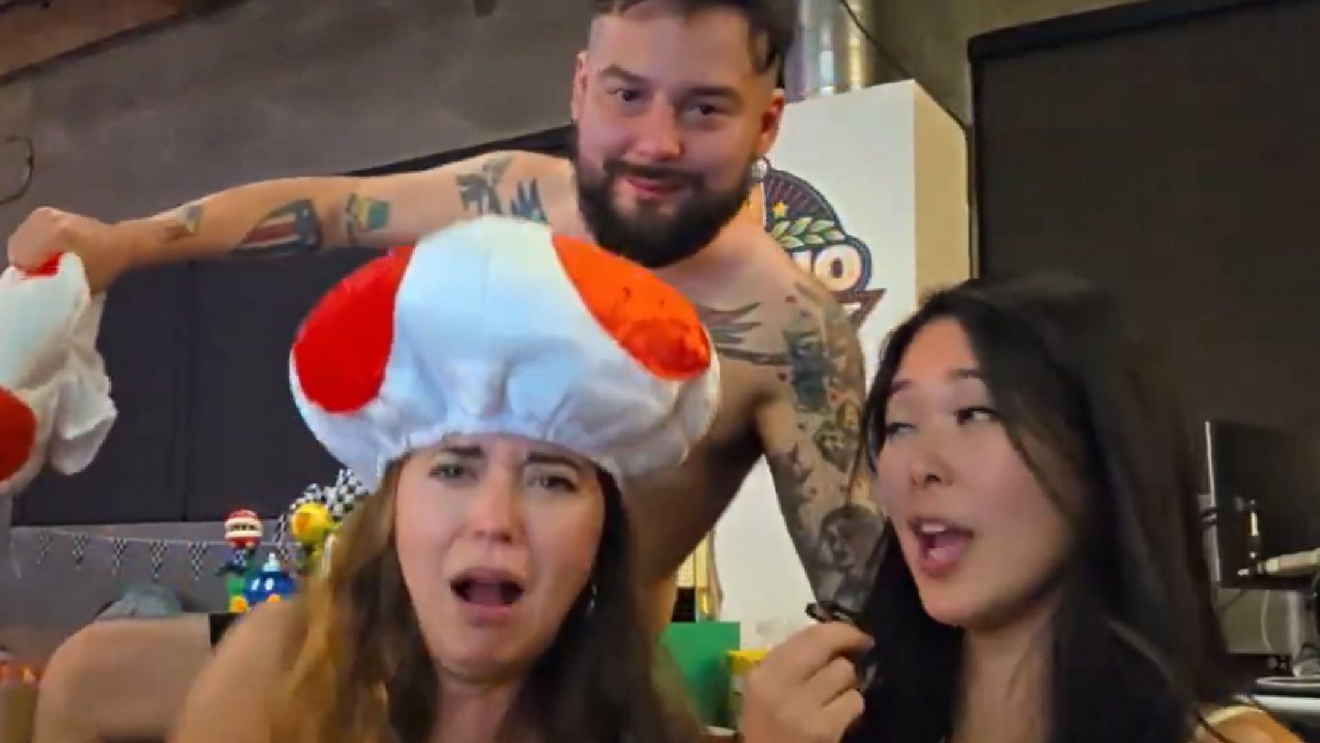Mang0 was seen making inappropriate motions around streamers in the recently held Beerio Kart event (Image via @LSF_Forwarder/X)