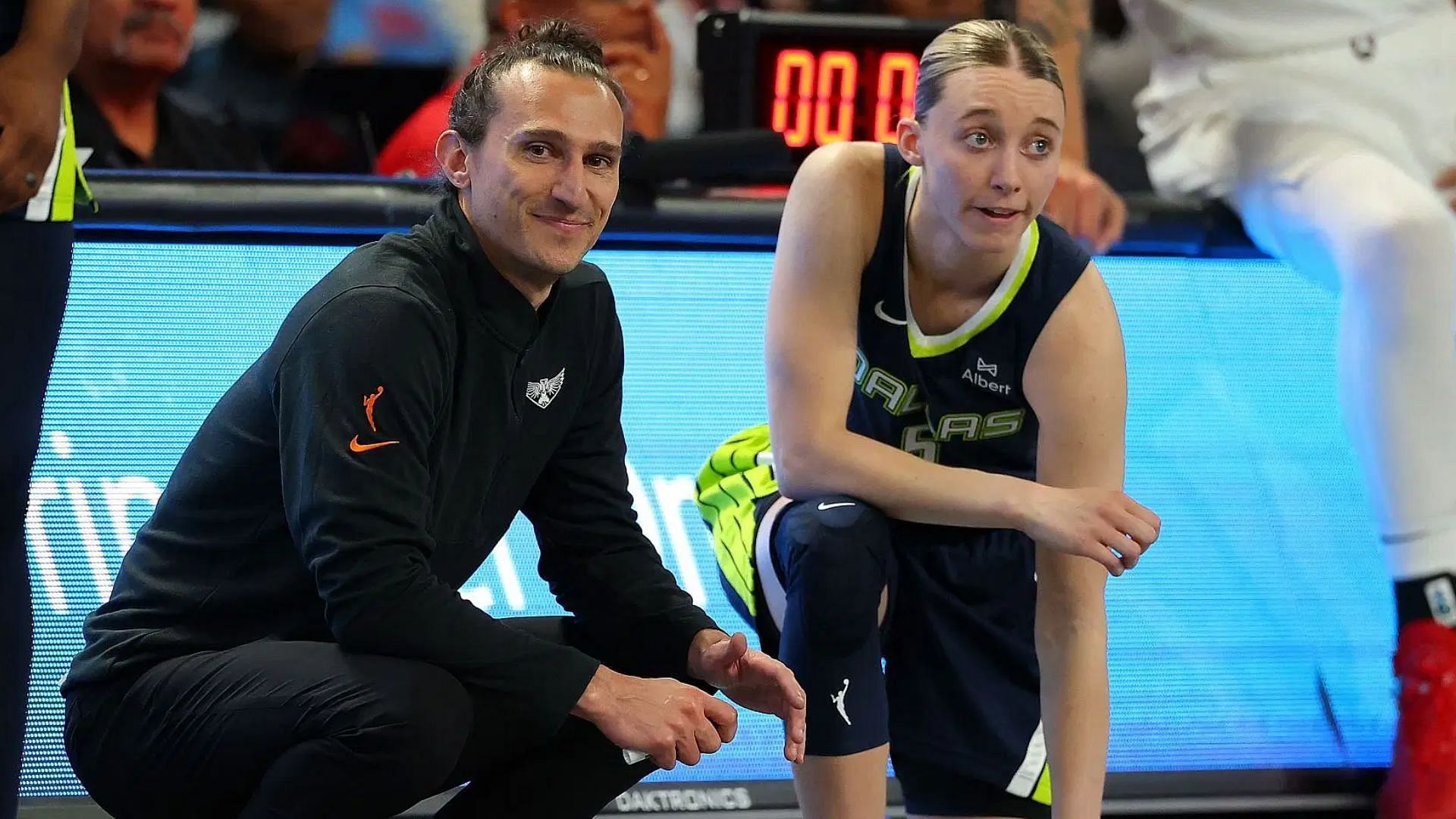 Wings fans demand Paige Bueckers