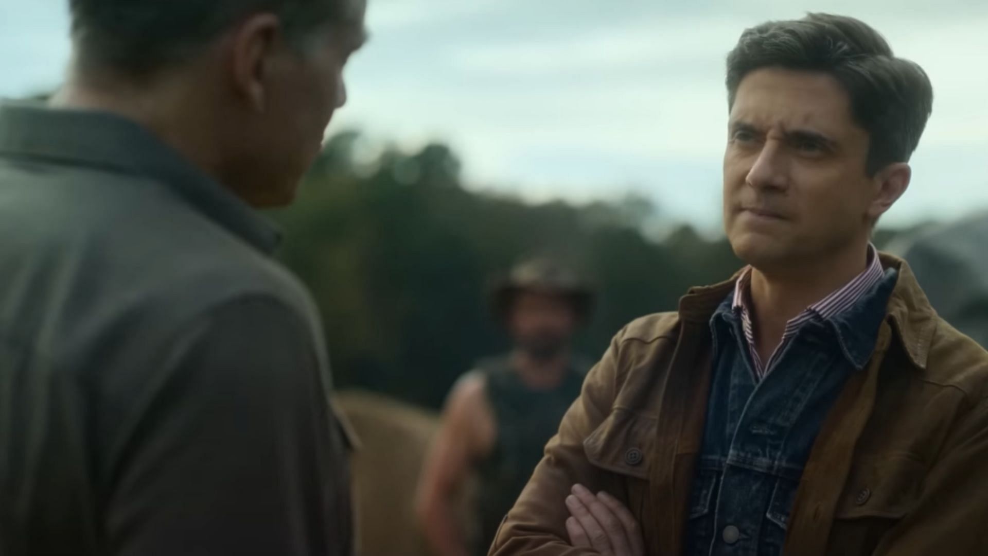 Topher Grace plays the role of Grady, unreliable agent (IMAGE via YouTube/Netflix)