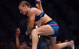 Legendary ex-UFC referee slams UFC 316 official over controversial Kayla Harrison vs. Julianna Pena moment: "What the f**k is wrong with people"