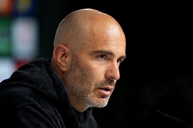 Enzo Maresca gives green light as Chelsea set to pursue deal for superstar goalkeeper: Reports