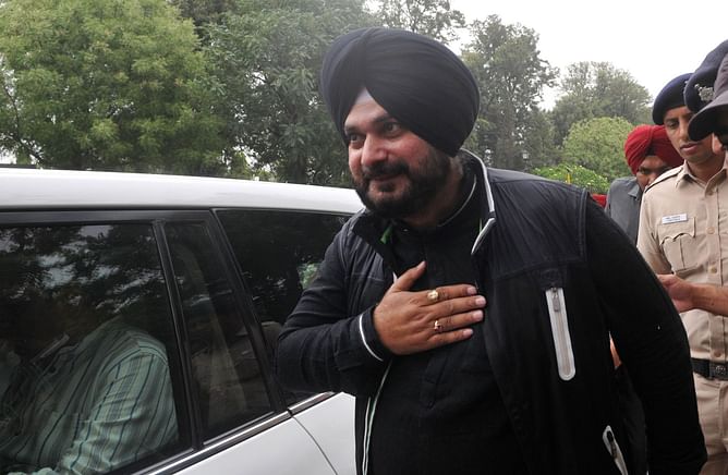 Navjot Singh Sidhu picks his best XI from IPL 2025, names former title-winning skipper as captain instead of Shreyas Iyer
