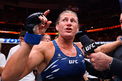 "I'm a mother" - When Kayla Harrison addressed "disrespectful" questions asked by unruly fans during UFC Q&A