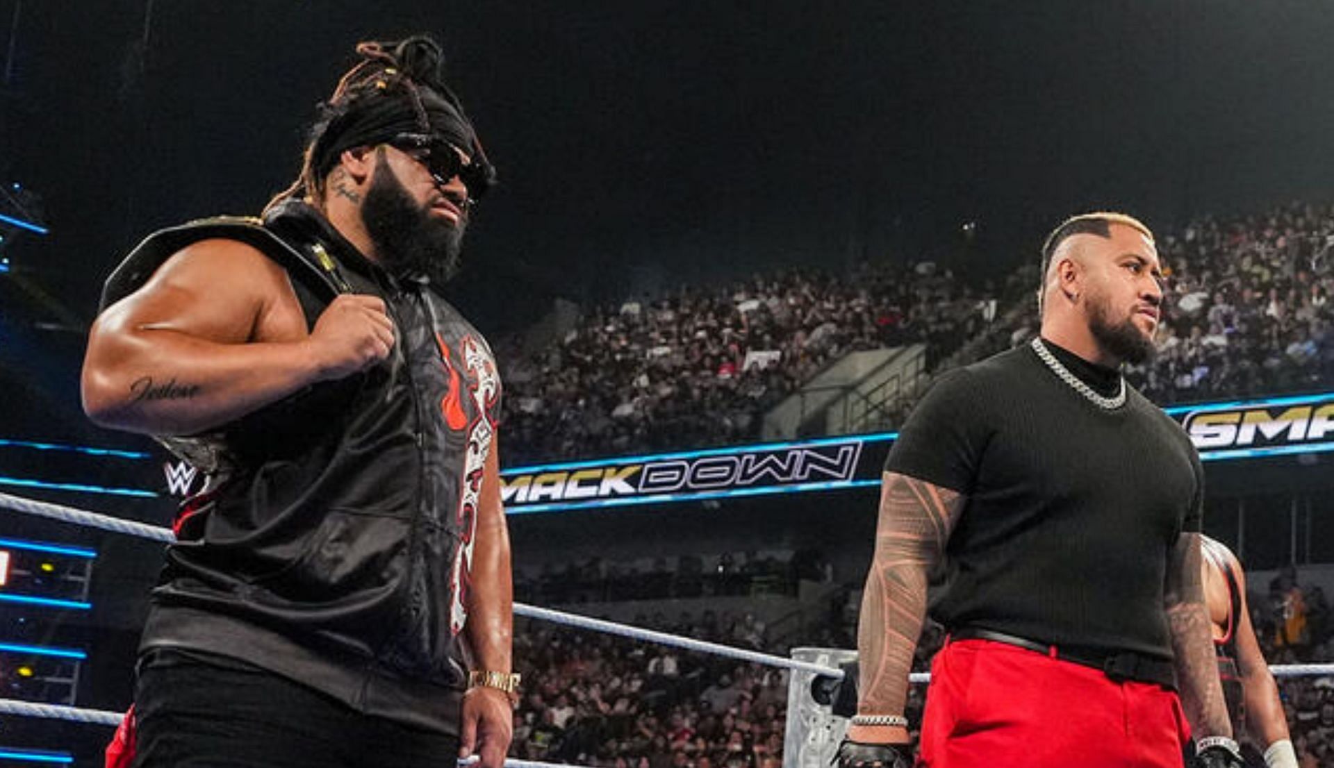 सोलो सिकोआ और जेकब फाटू रिंग में एक साथ (Photo: WWE.com)