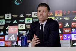 Real Madrid Transfer News Roundup: Xabi Alonso wants three exits, Vinicius Junior agrees renewal, and more - June 10, 2025