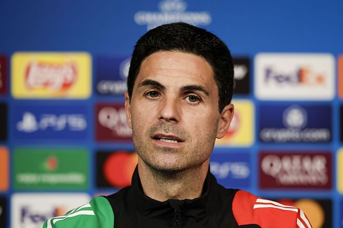 "If you put him in the Arsenal side, he gets over 20 goals" - Pundit makes big claim about 33-year-old Premier League striker