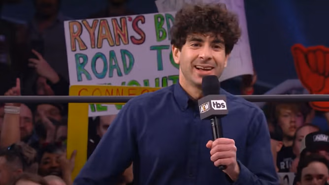 WWE Superstar sends message aimed at current AEW champion after Tony Khan's huge announcement