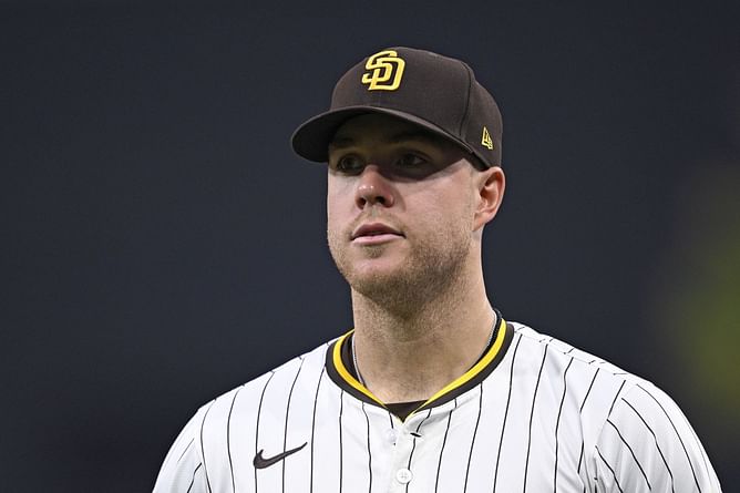 MLB insider links Padres to bold trade pursuit of Red Sox $3,750,000 star amid Gavin Sheets injury scare