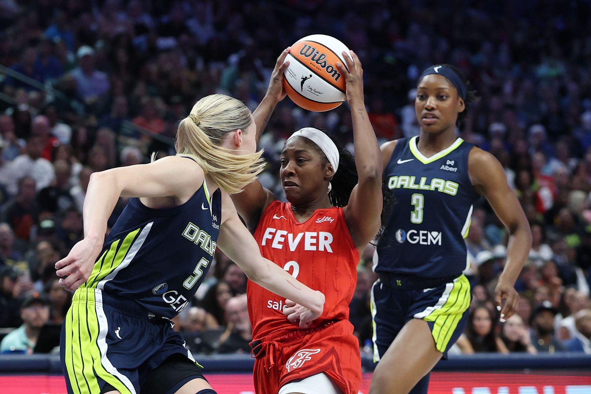 Indiana Fever v Dallas Wings - Source: Getty