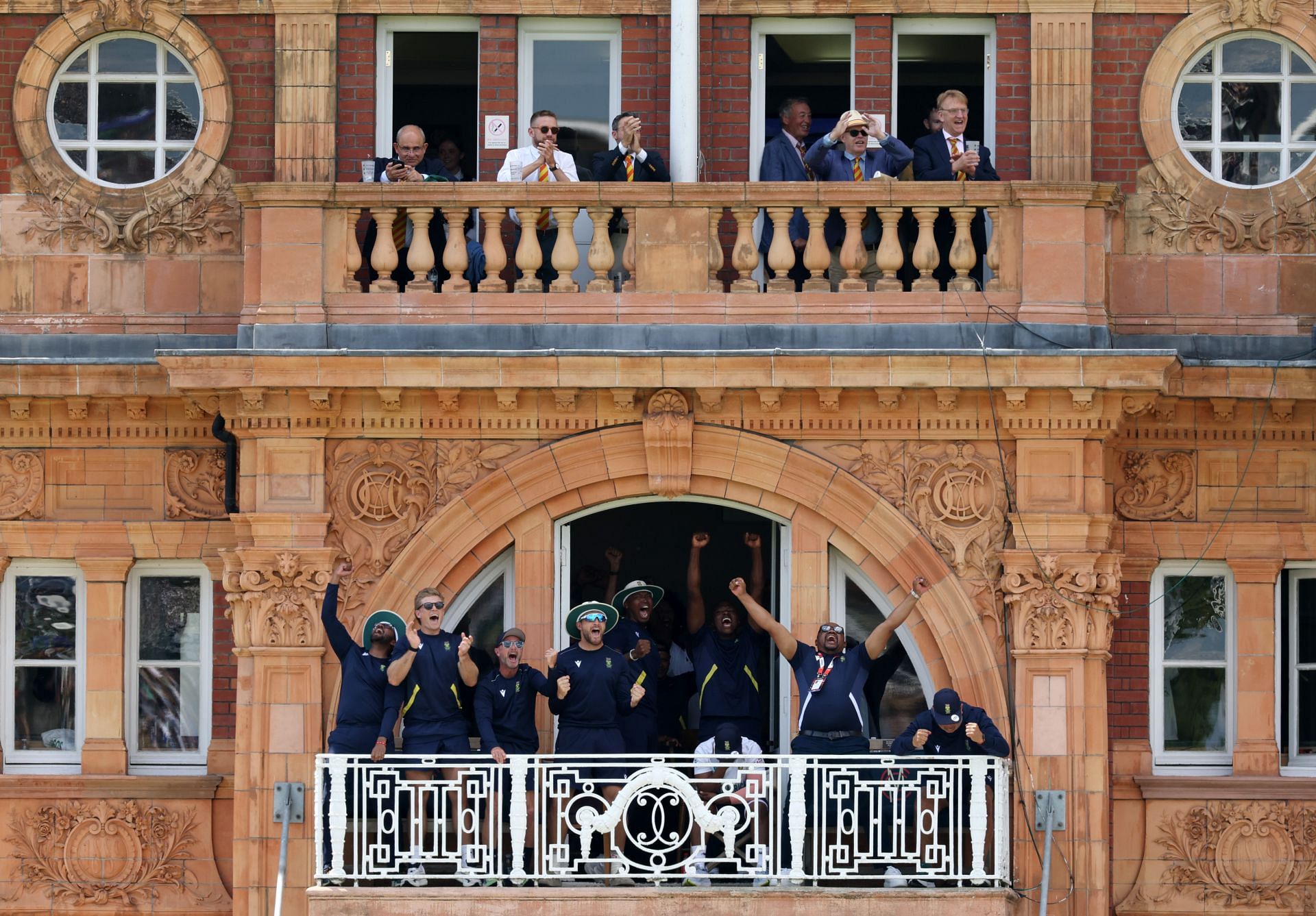 Players and staff of South Africa celebrate the World Test Championship triumph on the team balcony. (Image Credits: Getty Images)
