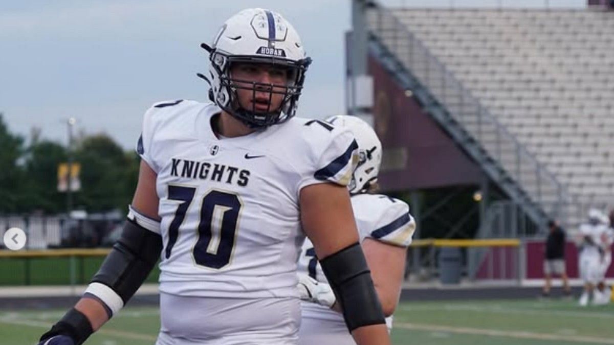 Sam Greer during game for the Archbishop Hoban High School Knights (Image Credit: Instagram/@sgreer70)