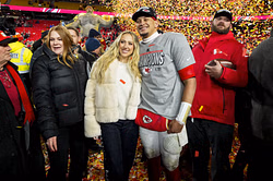 Patrick Mahomes' wife Brittany shares glimpse into daughter Sterling's big-sister training