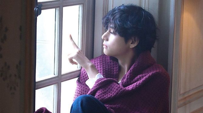 "Acknowledging his solo jazz talent is another level" — Fans react as KATSEYE's Sophia expresses her desire to collaborate with BTS' Kim Taehyung