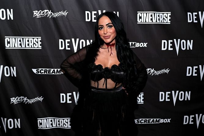 "Definitely helping" — Jersey Shore: Family Vacation star Angelina opens up about the "tools" helping her cope during reunion