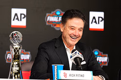 "Quitting, resigning, complaining, is of no value": St. John's HC Rick Pitino makes feelings known on adapting to NIL era instead of "grumbling"